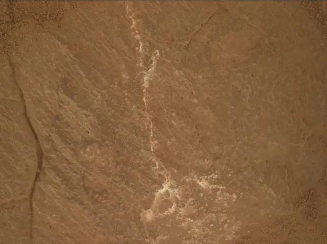 Sol 3665: Mars Hand Lens Imager (MAHLI)