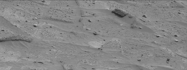 Sol 3667: Mast Camera (Mastcam)