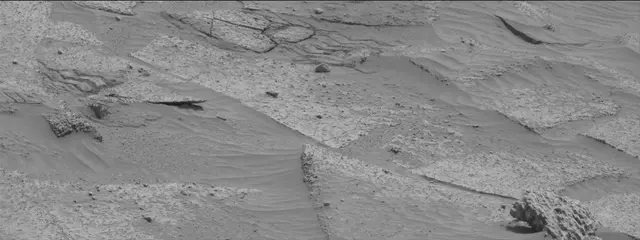 Sol 3667: Mast Camera (Mastcam)