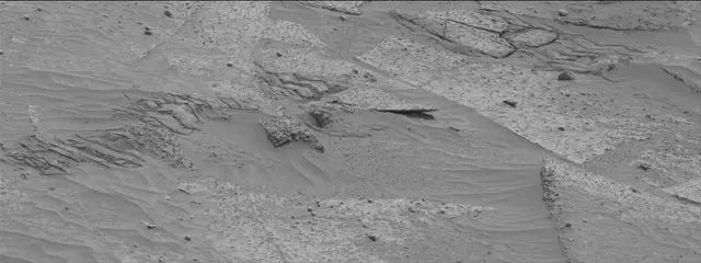 Sol 3667: Mast Camera (Mastcam)