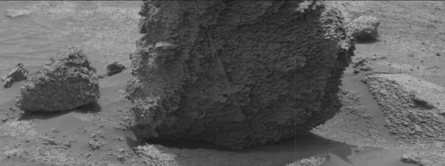 Sol 3667: Mast Camera (Mastcam)