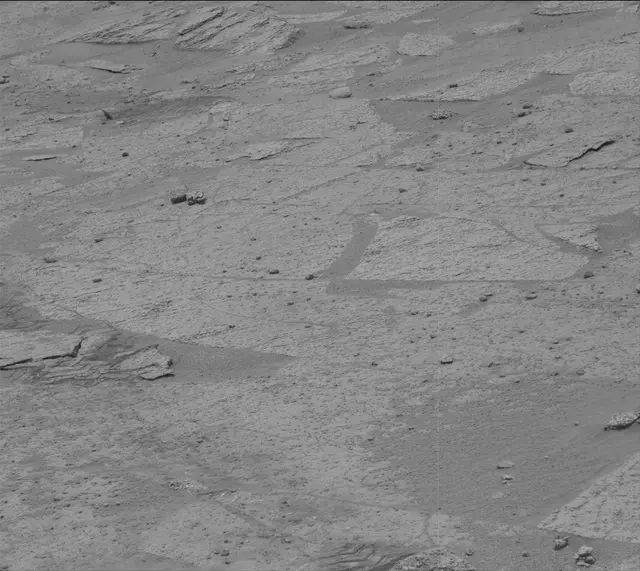 Sol 3667: Mast Camera (Mastcam)