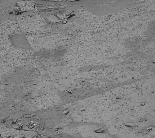 Sol 3667: Mast Camera (Mastcam)
