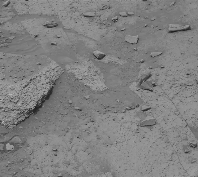 Sol 3667: Mast Camera (Mastcam)