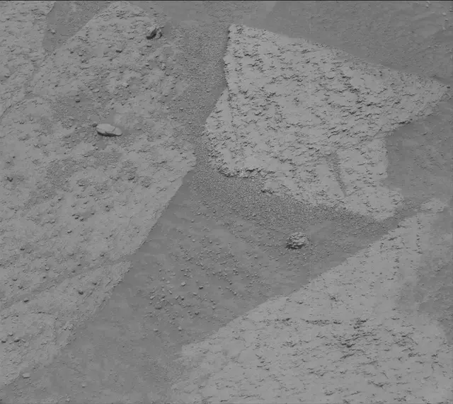 Sol 3667: Mast Camera (Mastcam)