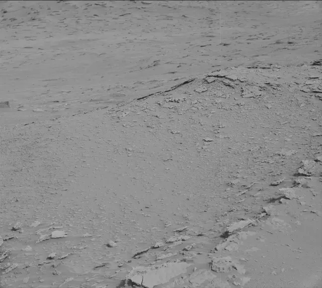 Sol 3667: Mast Camera (Mastcam)