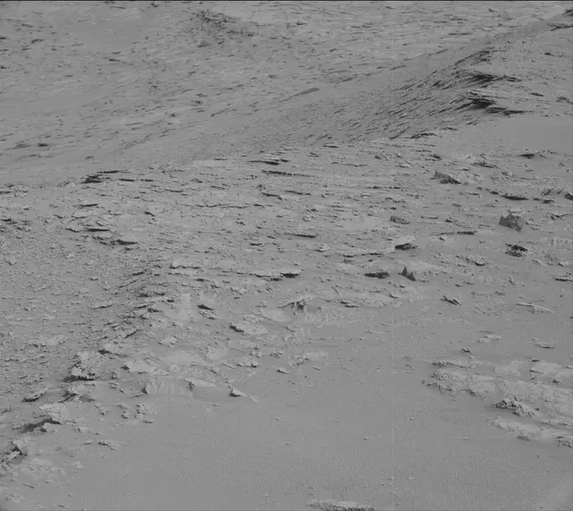 Sol 3667: Mast Camera (Mastcam)