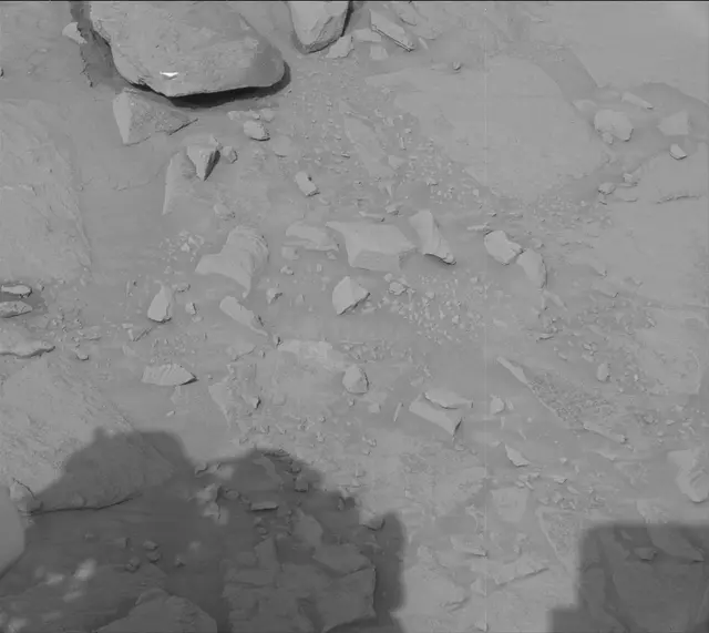 Sol 3667: Mast Camera (Mastcam)