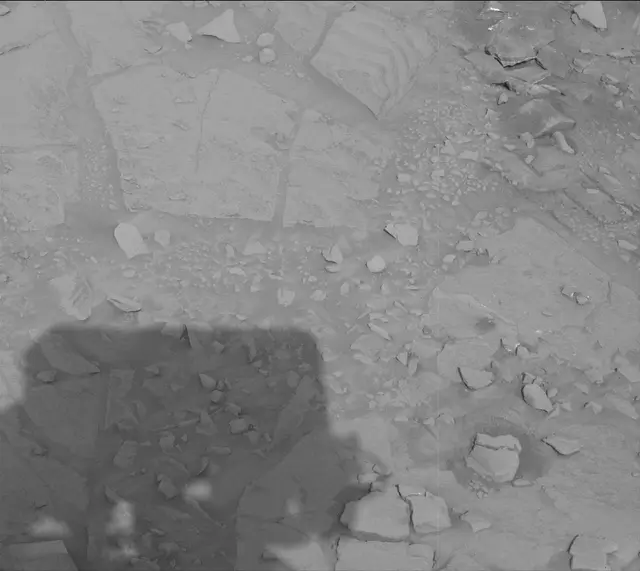 Sol 3667: Mast Camera (Mastcam)