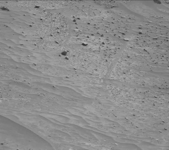 Sol 3667: Mast Camera (Mastcam)