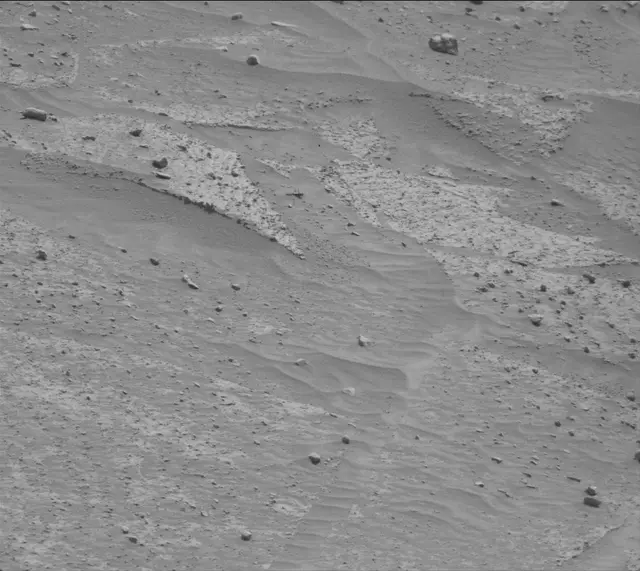 Sol 3667: Mast Camera (Mastcam)