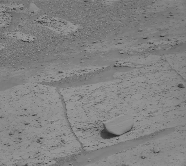 Sol 3667: Mast Camera (Mastcam)