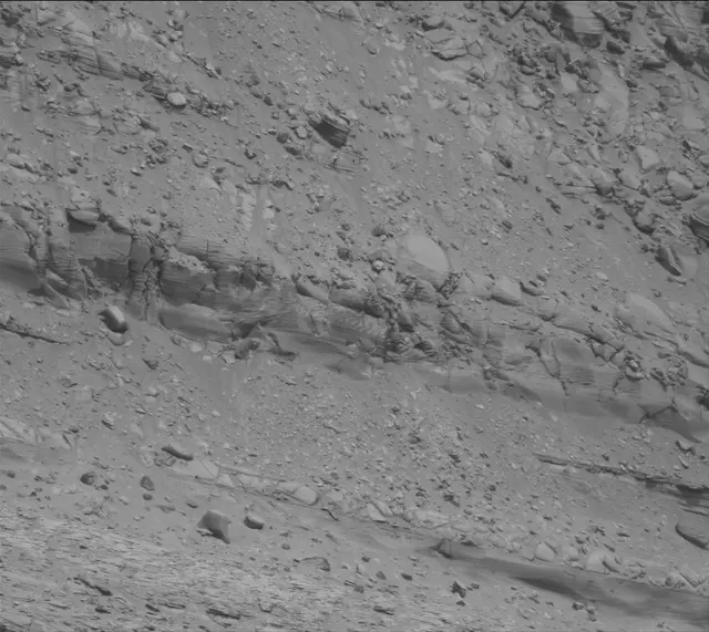 Sol 3667: Mast Camera (Mastcam)