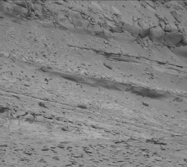 Sol 3667: Mast Camera (Mastcam)