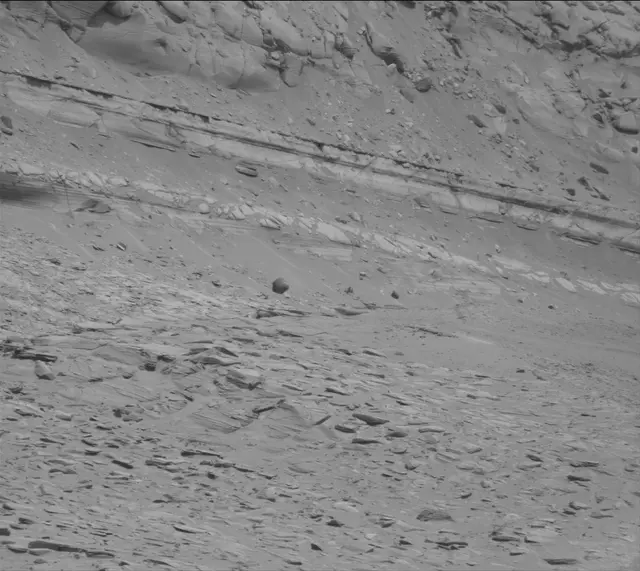 Sol 3667: Mast Camera (Mastcam)