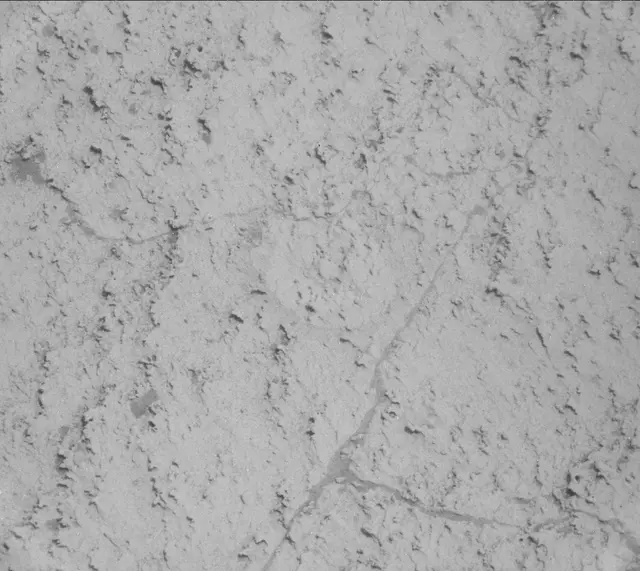 Sol 3667: Mast Camera (Mastcam)