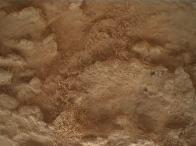 Sol 3667: Mars Hand Lens Imager (MAHLI)