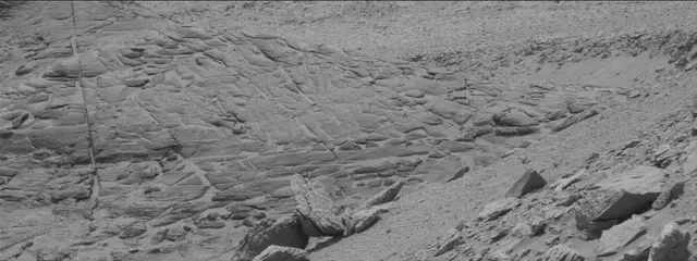 Sol 3669: Mast Camera (Mastcam)
