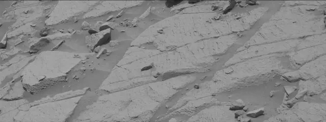Sol 3669: Mast Camera (Mastcam)
