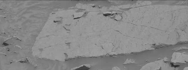 Sol 3669: Mast Camera (Mastcam)