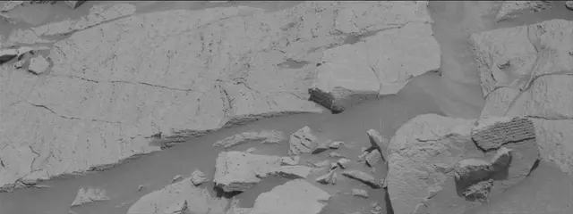 Sol 3669: Mast Camera (Mastcam)