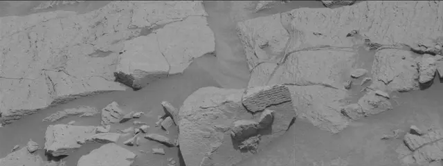 Sol 3669: Mast Camera (Mastcam)