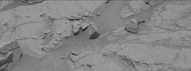 Sol 3669: Mast Camera (Mastcam)