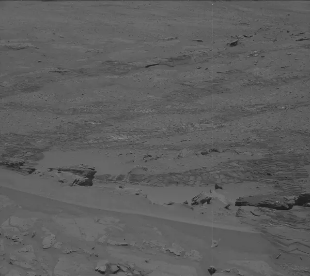 Sol 3669: Mast Camera (Mastcam)