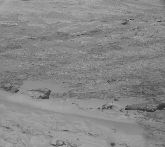 Sol 3669: Mast Camera (Mastcam)
