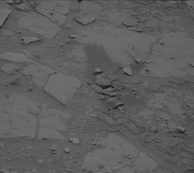 Sol 3669: Mast Camera (Mastcam)