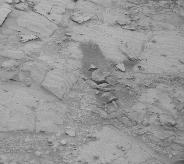 Sol 3669: Mast Camera (Mastcam)