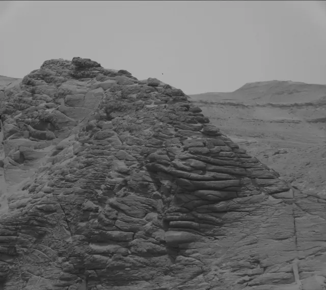 Sol 3669: Mast Camera (Mastcam)