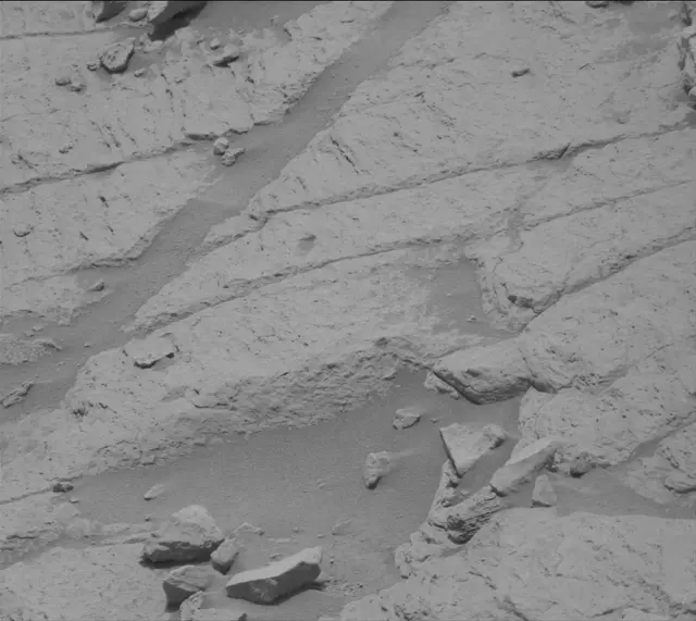 Sol 3669: Mast Camera (Mastcam)