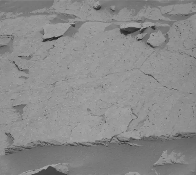 Sol 3669: Mast Camera (Mastcam)