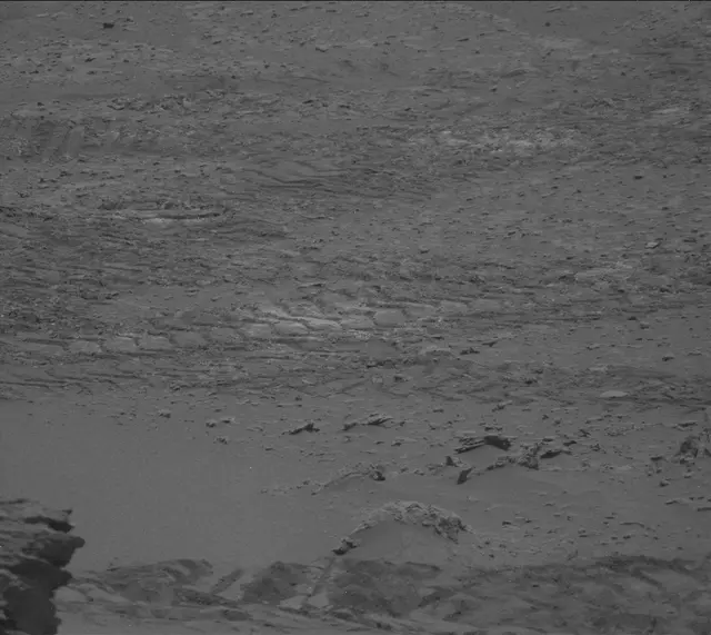 Sol 3669: Mast Camera (Mastcam)