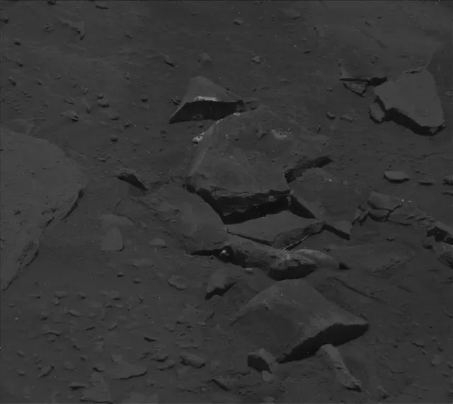 Sol 3669: Mast Camera (Mastcam)
