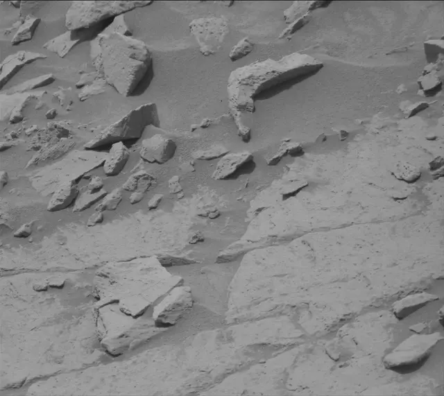 Sol 3671: Mast Camera (Mastcam)