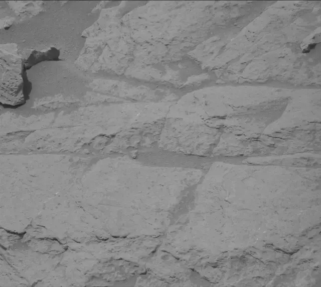 Sol 3671: Mast Camera (Mastcam)