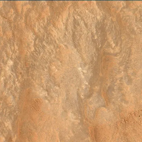 Sol 3671: Mars Hand Lens Imager (MAHLI)