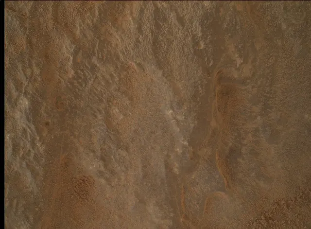 Sol 3671: Mars Hand Lens Imager (MAHLI)