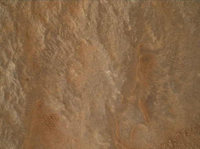 Sol 3671: Mars Hand Lens Imager (MAHLI)