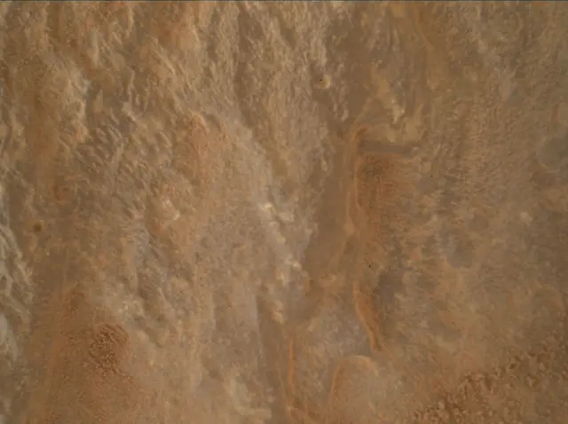Sol 3671: Mars Hand Lens Imager (MAHLI)