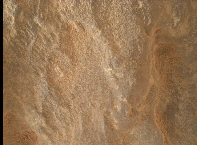 Sol 3671: Mars Hand Lens Imager (MAHLI)