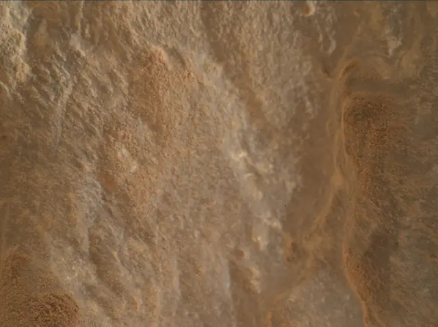 Sol 3671: Mars Hand Lens Imager (MAHLI)