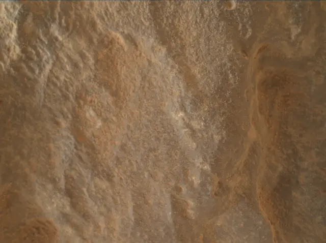 Sol 3671: Mars Hand Lens Imager (MAHLI)