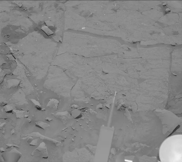 Sol 3672: Mast Camera (Mastcam)