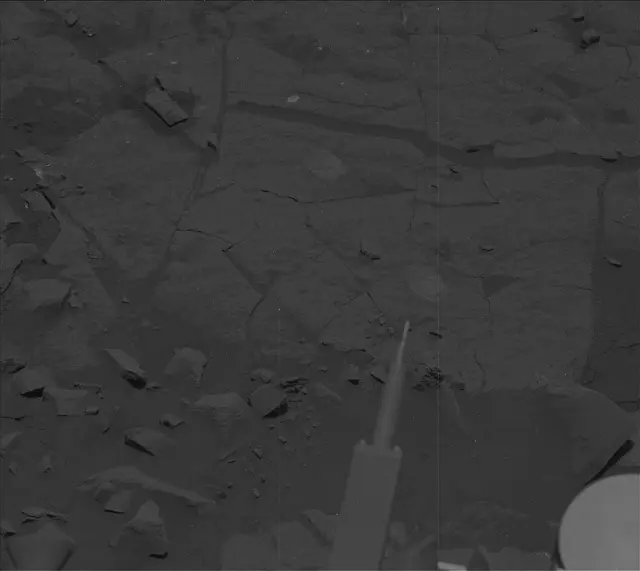 Sol 3672: Mast Camera (Mastcam)