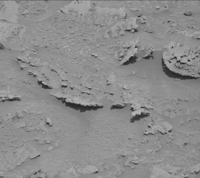 Sol 3672: Mast Camera (Mastcam)