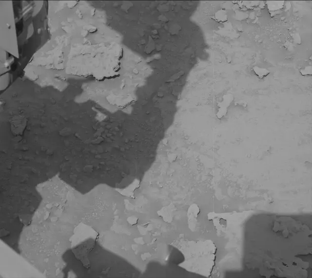 Sol 3672: Mast Camera (Mastcam)