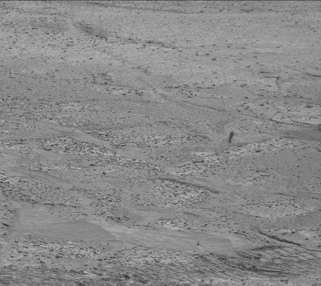 Sol 3672: Mast Camera (Mastcam)
